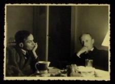 [Fotografia - od lewej: Stanisław Trębaczkiewicz, Jerzy Zawieyski]